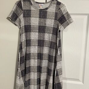 Lularoe carly swing dress. Gray check pattern. Nwot. XXS.
